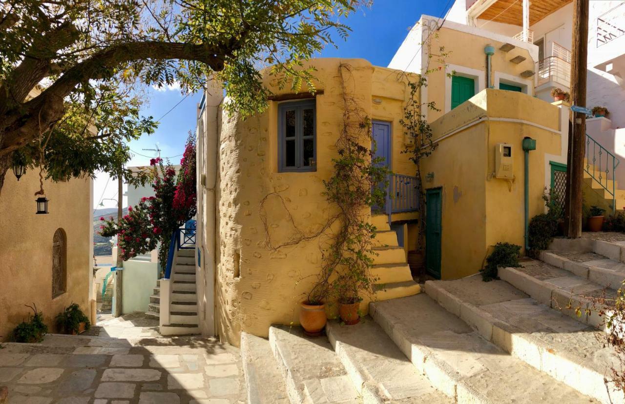 Traditional Medieval Stone House In "Ano Syros" Eksteriør bilde