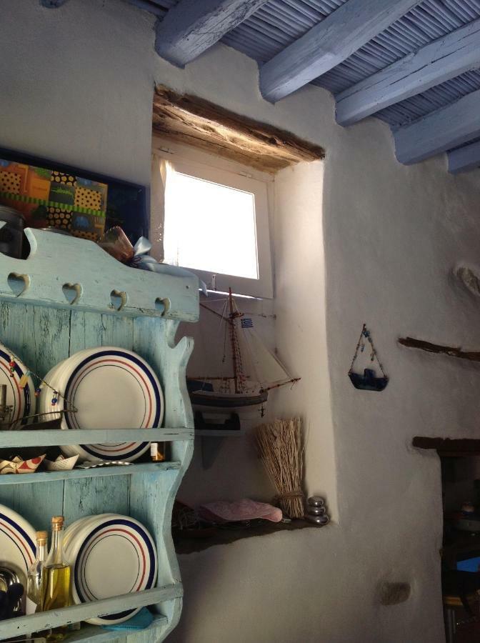 Traditional Medieval Stone House In "Ano Syros" Eksteriør bilde