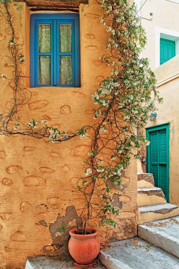 Traditional Medieval Stone House In "Ano Syros" Eksteriør bilde
